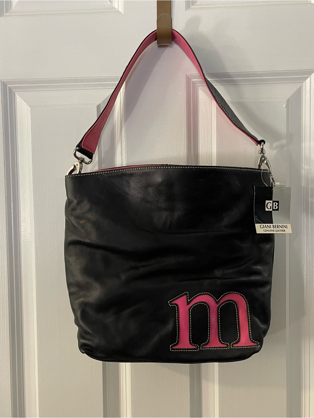 Giani Bernini Black Leather Shoulder Bag with Pink Initial M Accent